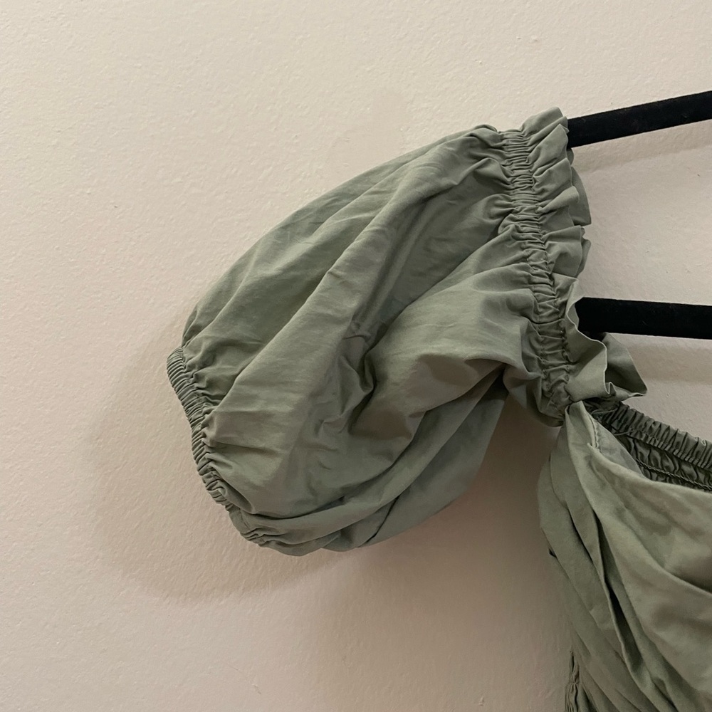 Forever 21 Ruched Off the Shoulder Sweetheart Crop Top - S‎ - Picture 4 of 7